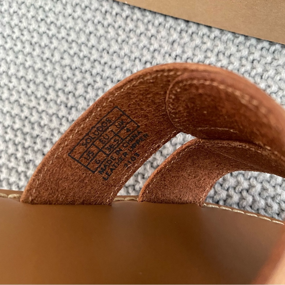 Soludos Shea Interlocking Sandals Camel Size 6 NIB - Picture 9 of 12
